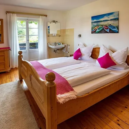 With 3 Bedrooms Ferienhaus *